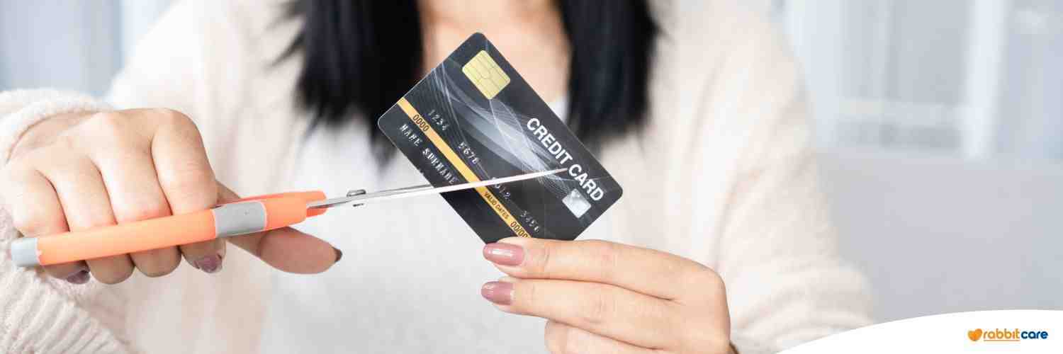 Thẻ tín dụng hết hạn có dùng được nữa không?